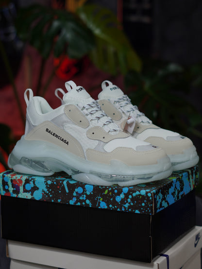 Balenciaga Triple S - Beige
