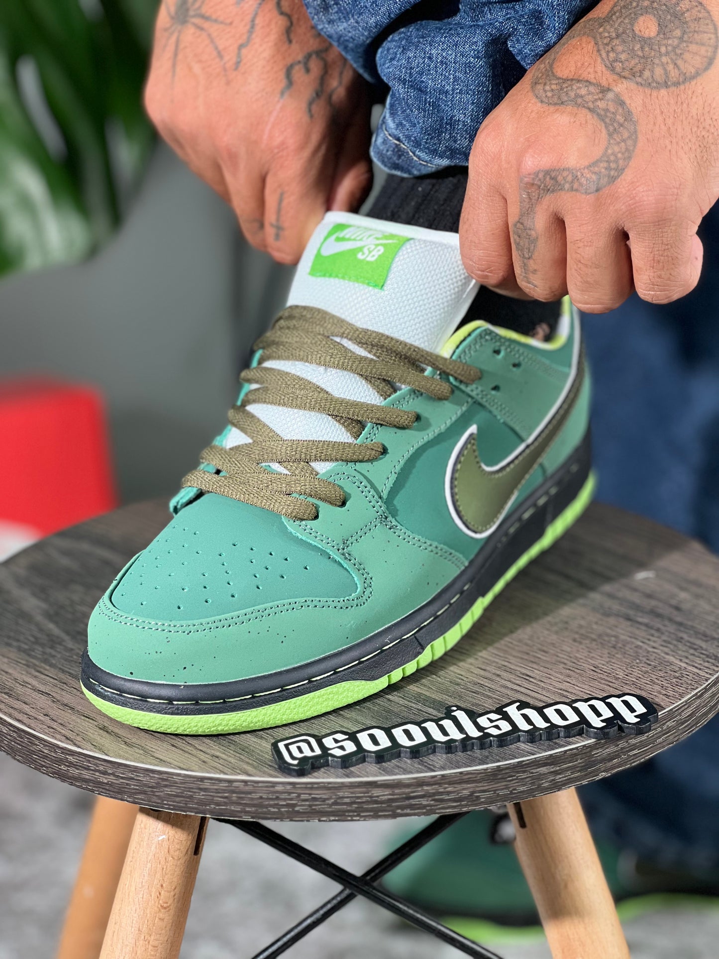 Nike SB Dunk Low “Green Lobster”