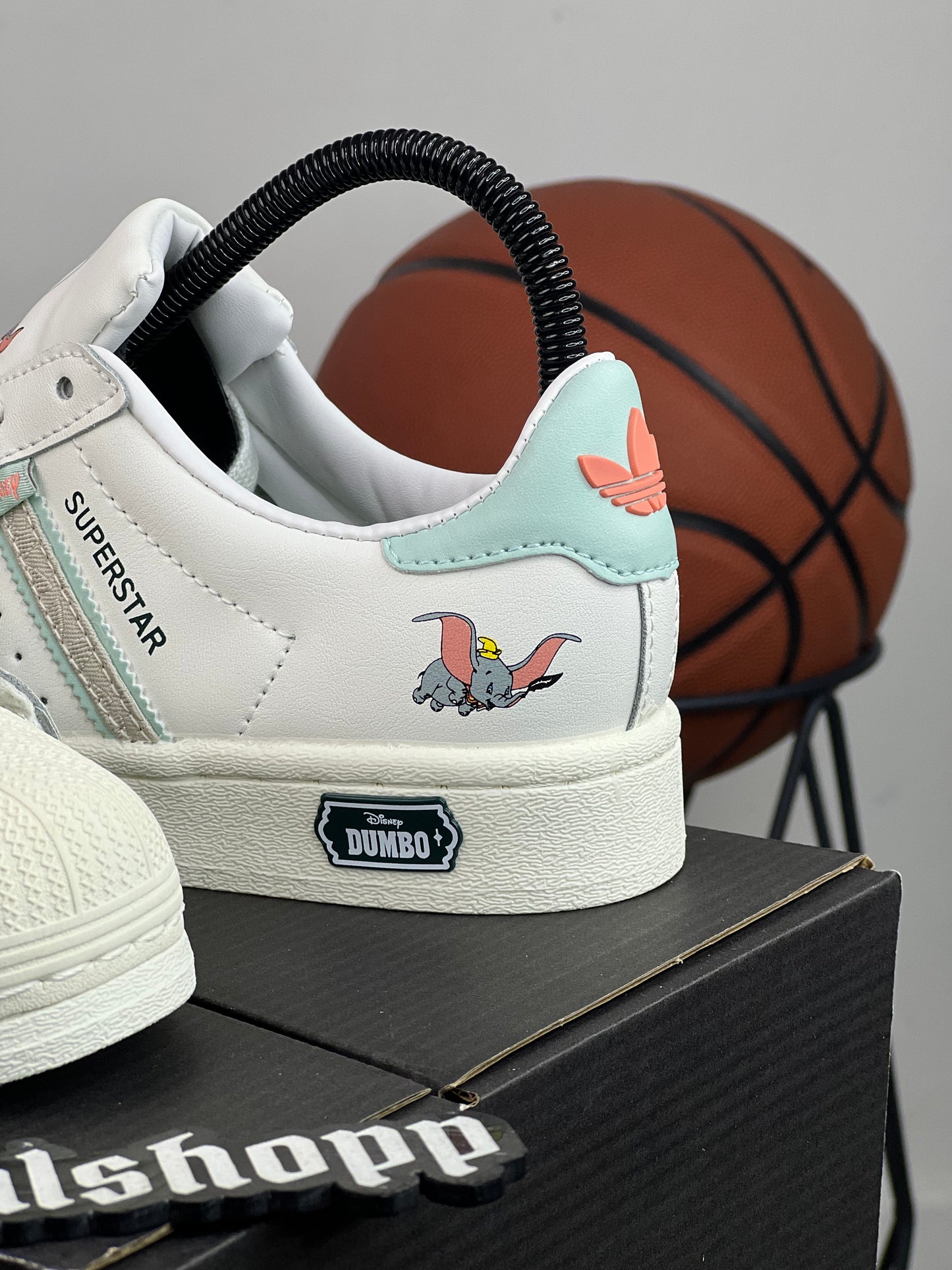 Adidas Superstar Dumbo
