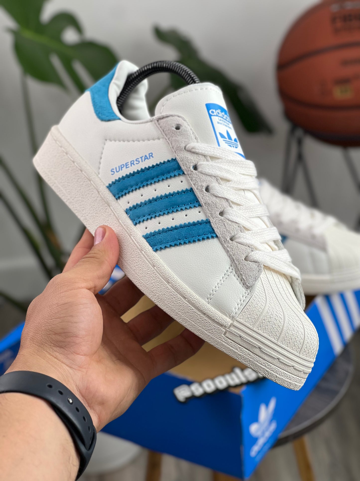 Adidas Superstar