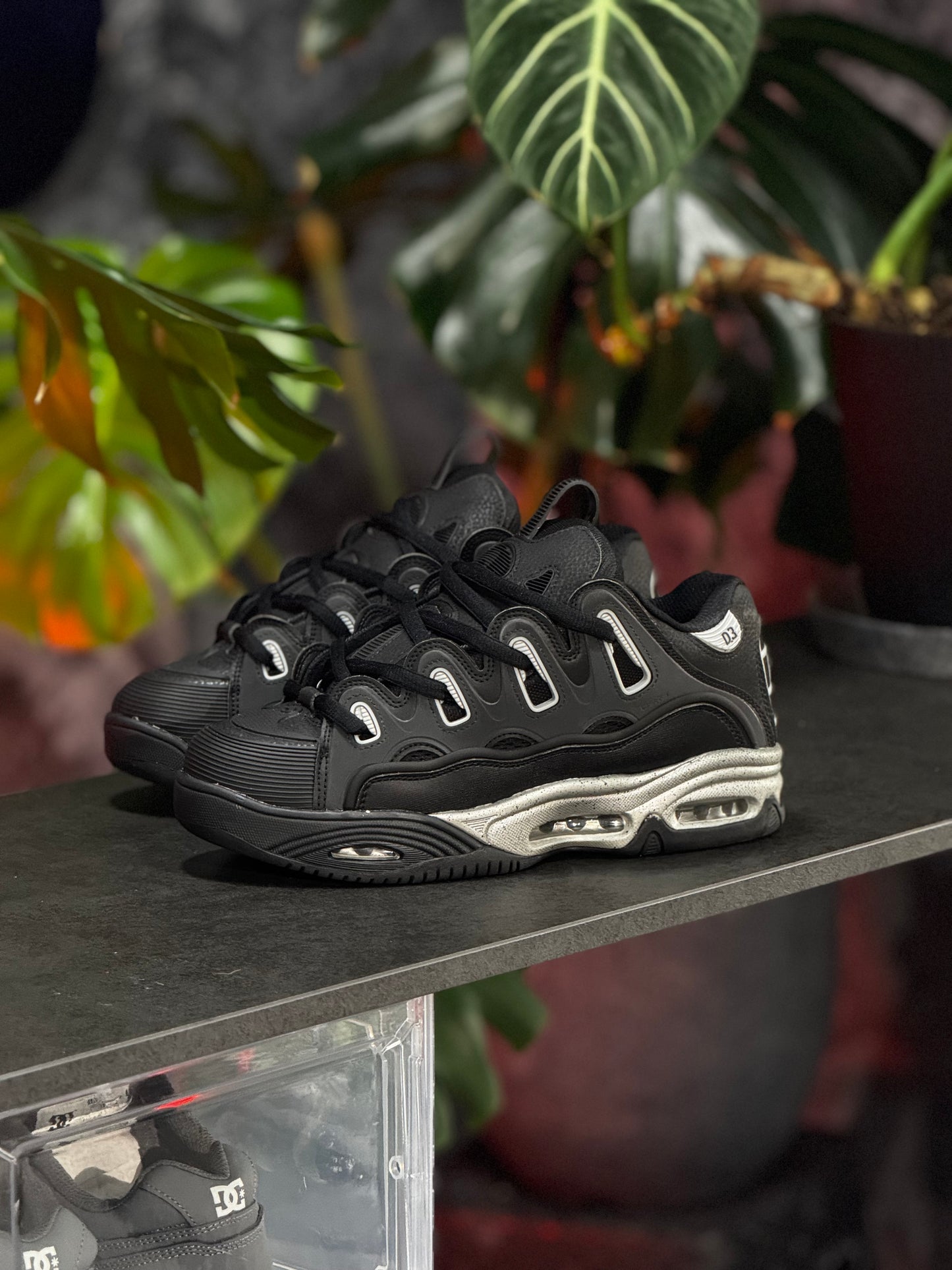 OSIRIS D3 - Negro, Plateado