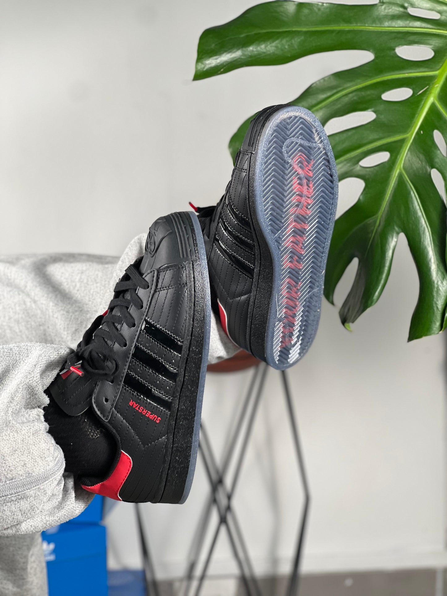 adidas Superstar Starwars Darth Vader