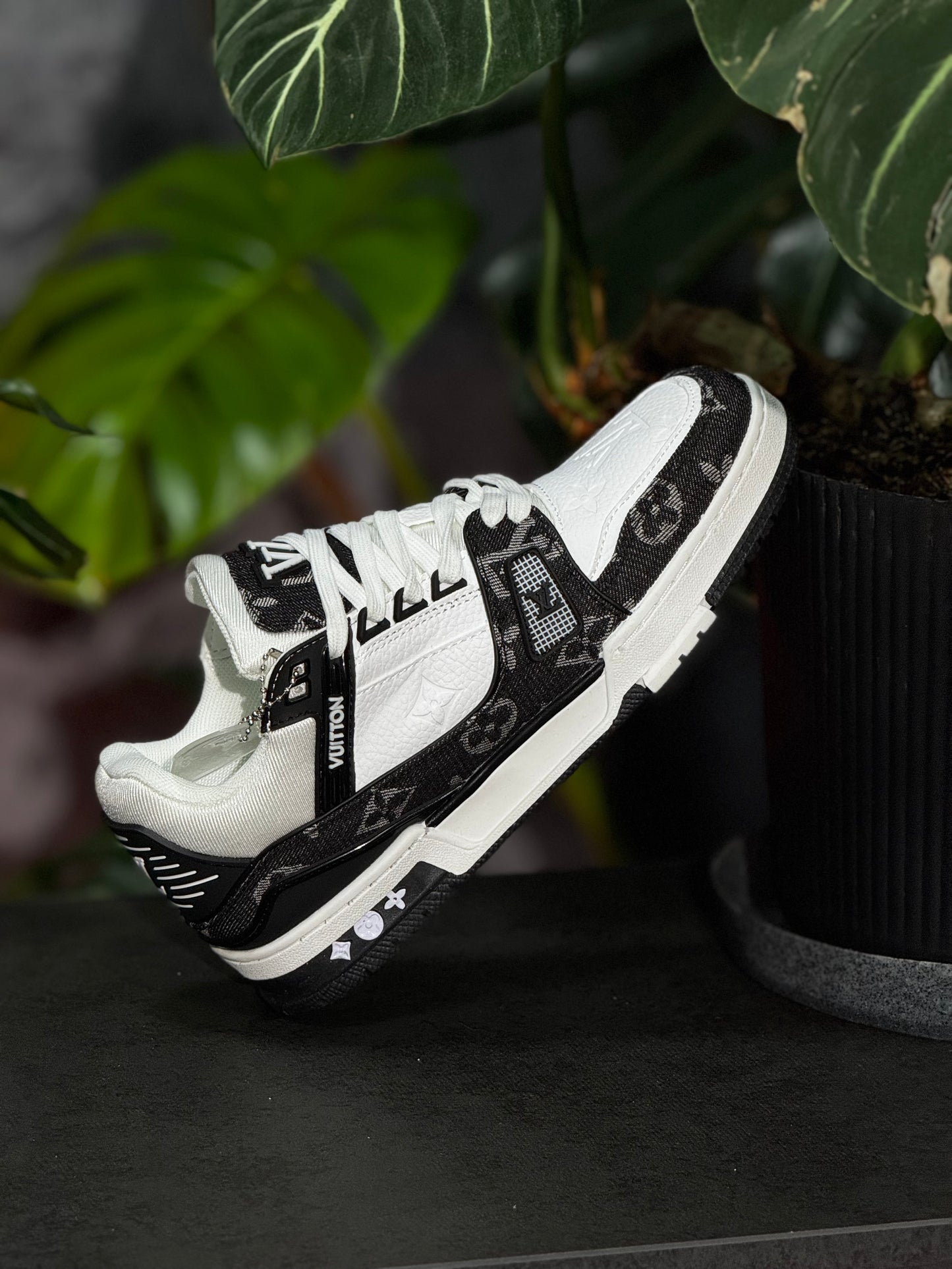 LOUIS VUITTON Trainer - Negro, Blanco
