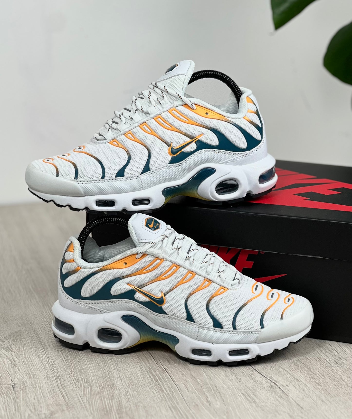 Nike Air Max Plus  TN “White Kumquat Marina”