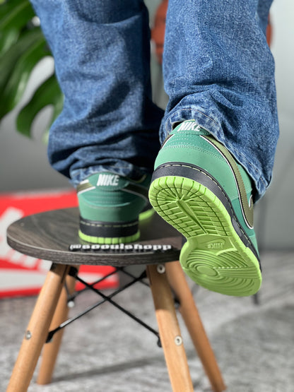 Nike SB Dunk Low “Green Lobster”