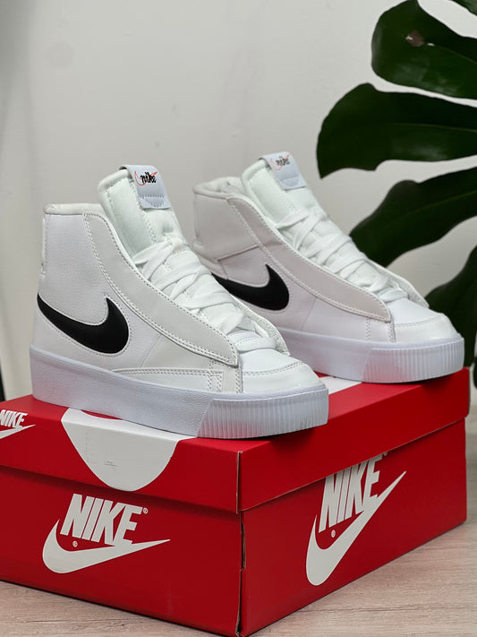 Nike Blazer Mid Victory (Black)