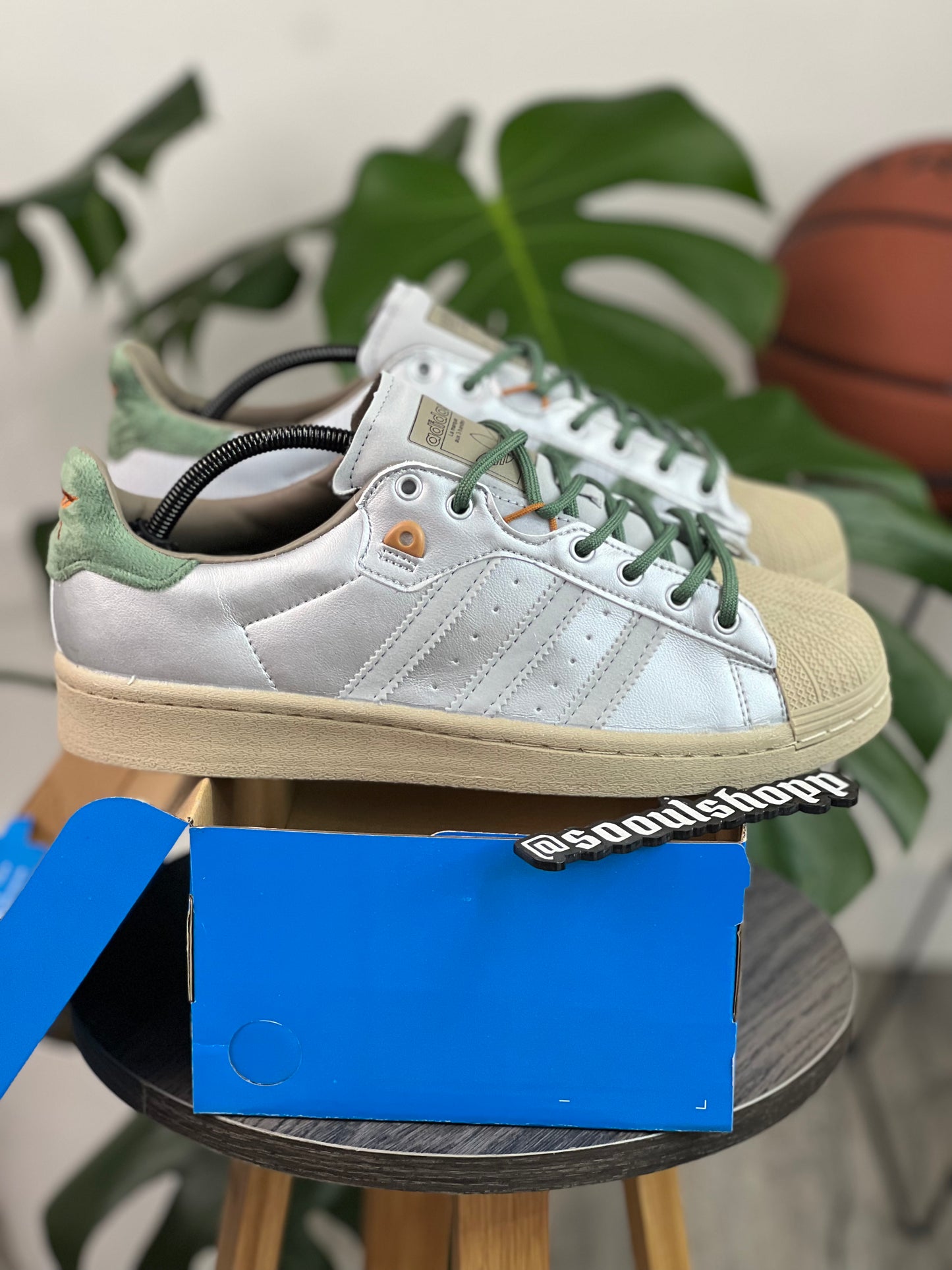 Adidas Superstar  X Yanwai