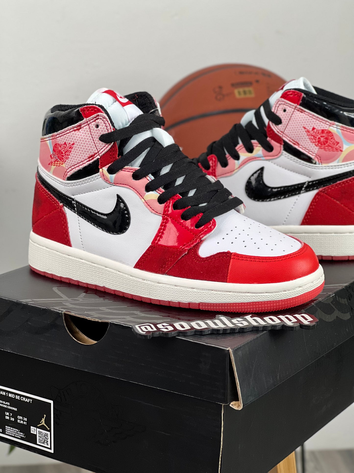 Air Jordan Retro 1 "Spider-Man"