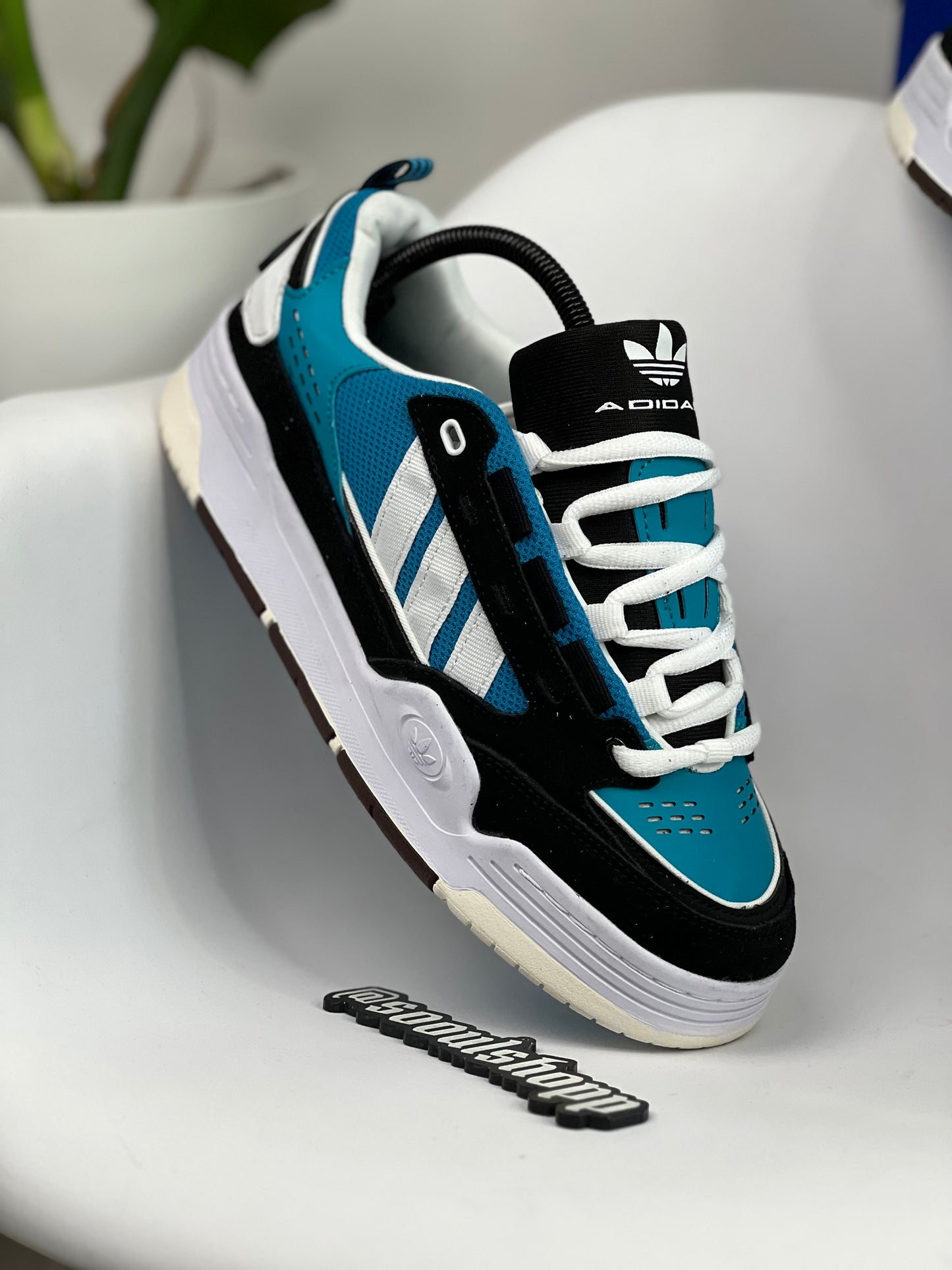 Adidas Adi2000