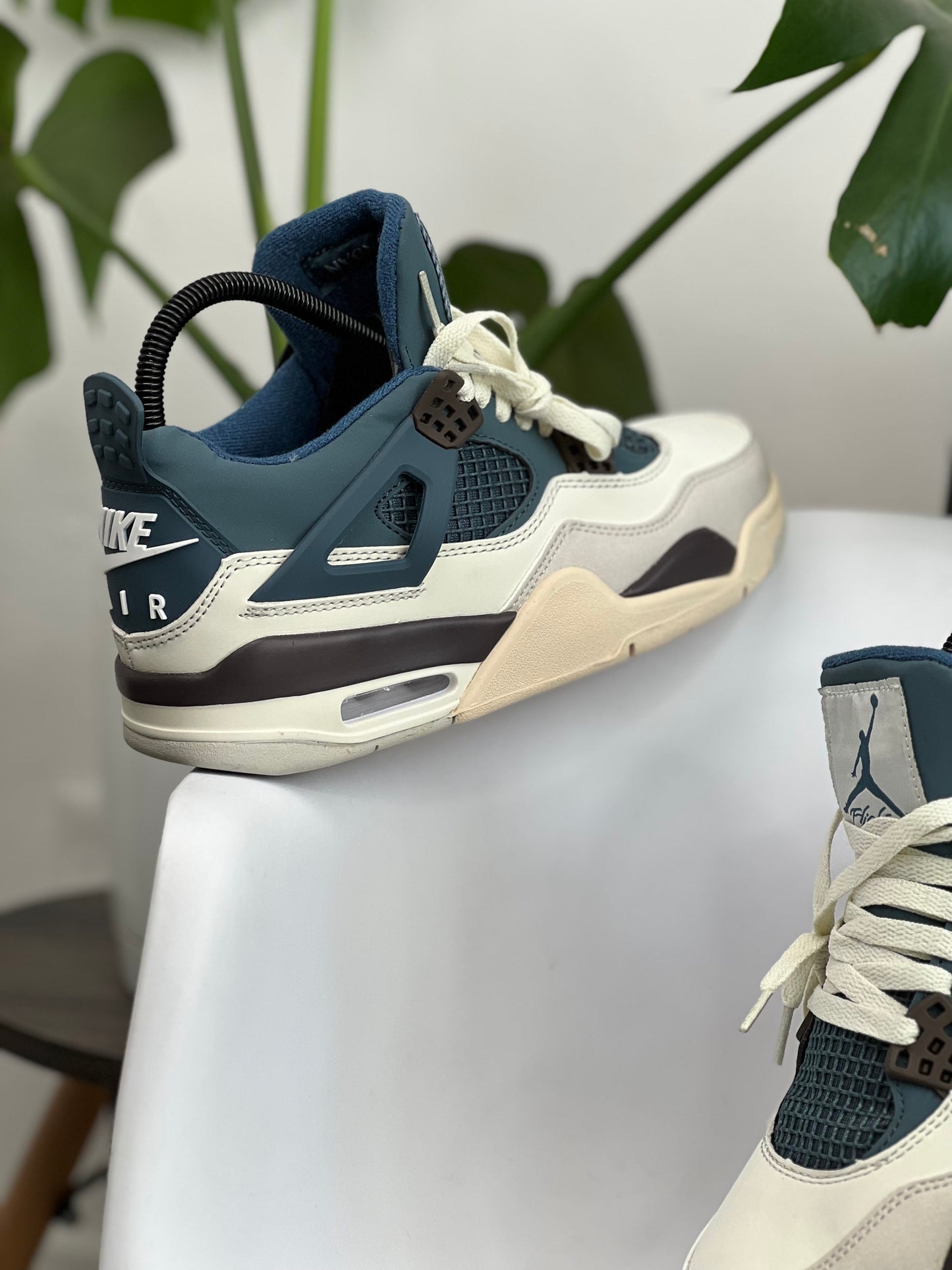 Air Jordan Retro 4 / Snorlax