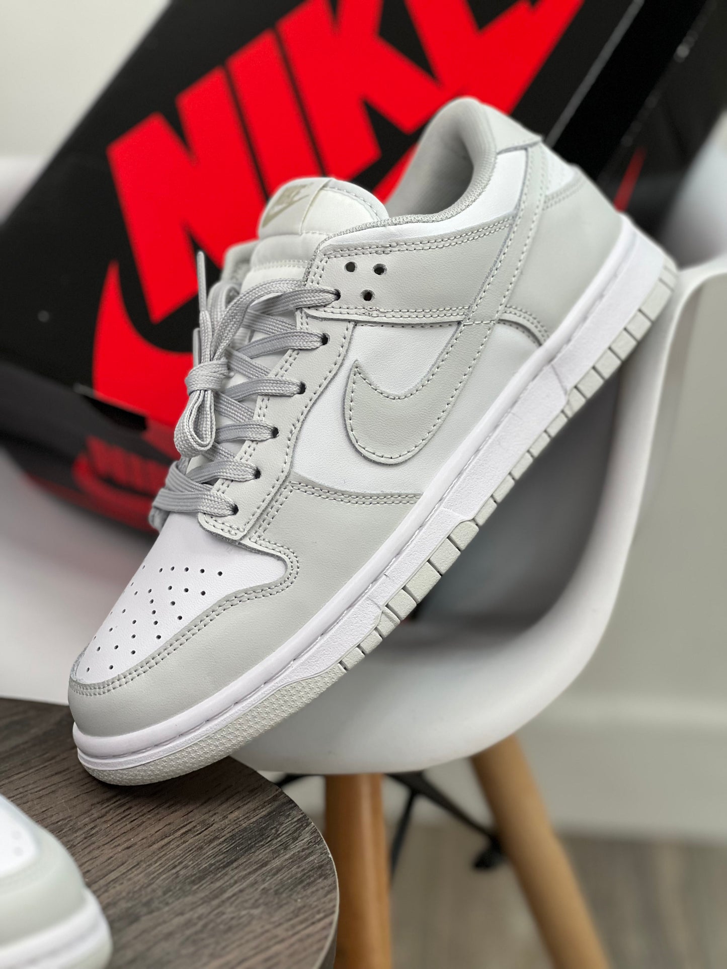 Nike Dunk Low Photon Dust White