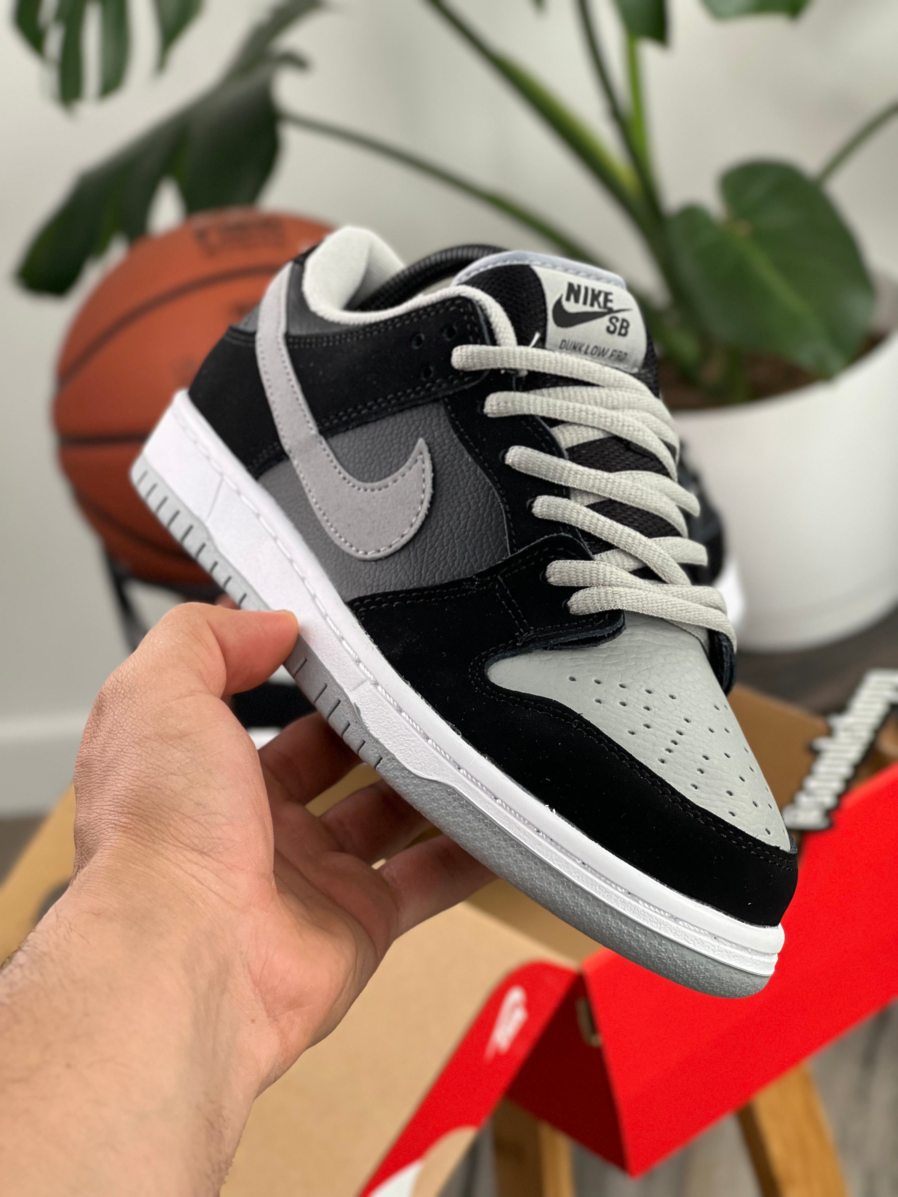 nike sb dunks shadow