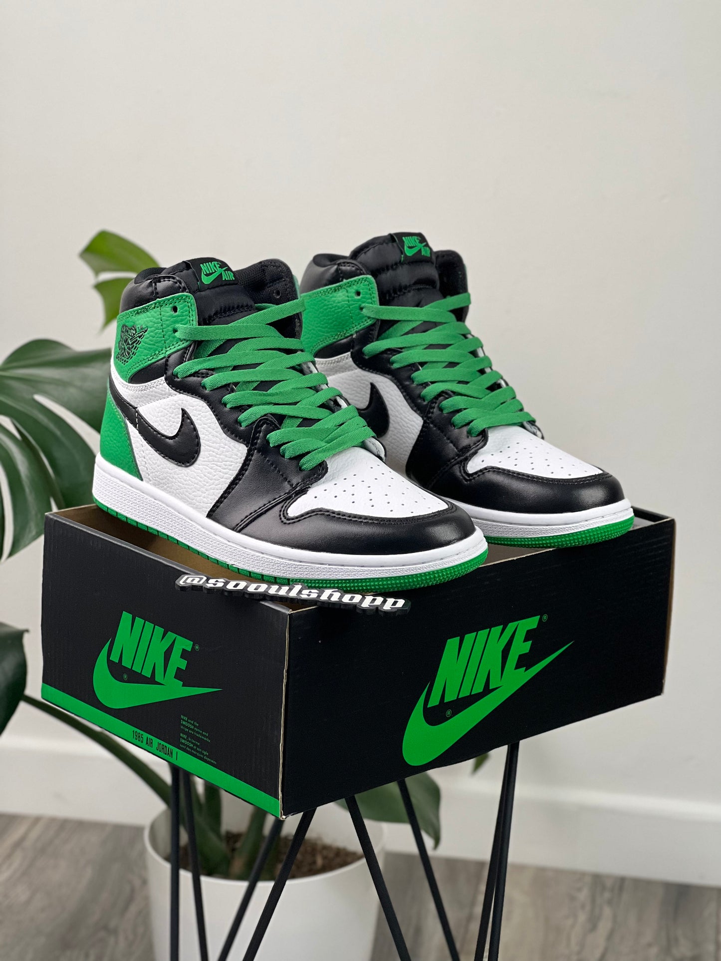 Jordan Retro 1 High "Lucky Green"